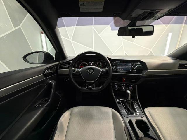 2019 Volkswagen Jetta 1.4T R-Line