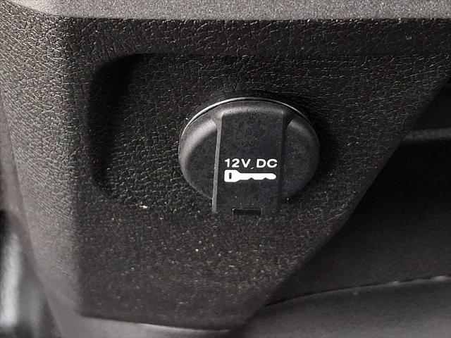2022 Ram 1500 Classic Tradesman Regular Cab 4x2 8' Box