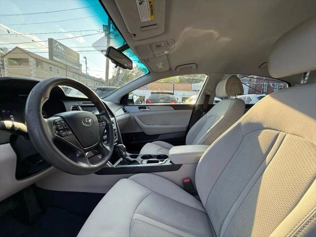 2017 Hyundai Sonata SE