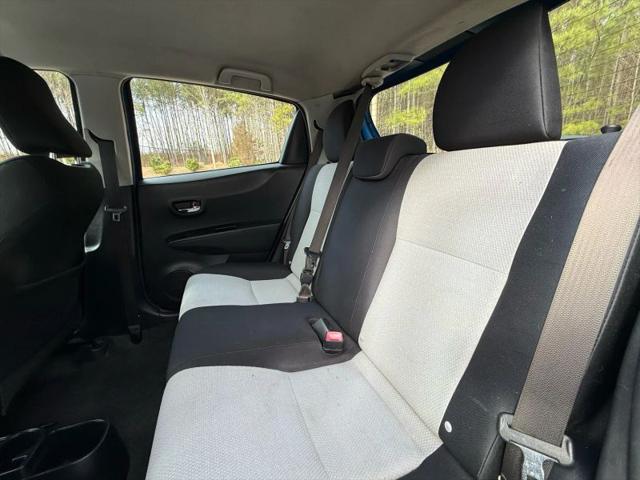 2013 Toyota Yaris LE