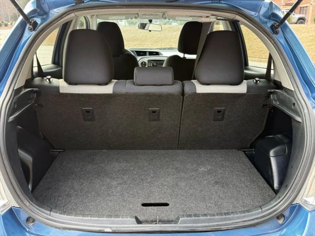 2013 Toyota Yaris LE
