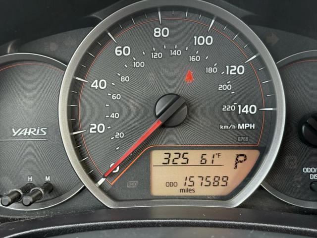 2013 Toyota Yaris LE