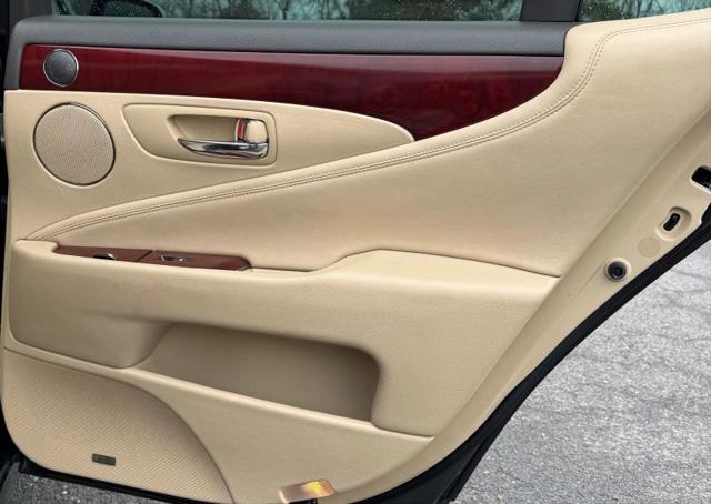 2007 Lexus LS 460 460