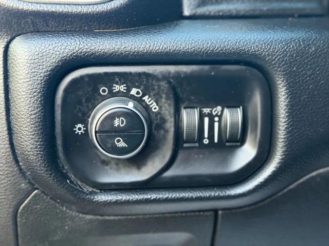 2019 Ram 1500 Big Horn/Lone Star Crew Cab 4x4 5'7" Box