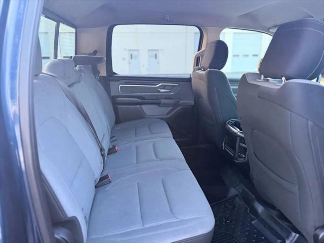 2019 Ram 1500 Big Horn/Lone Star Crew Cab 4x4 5'7" Box