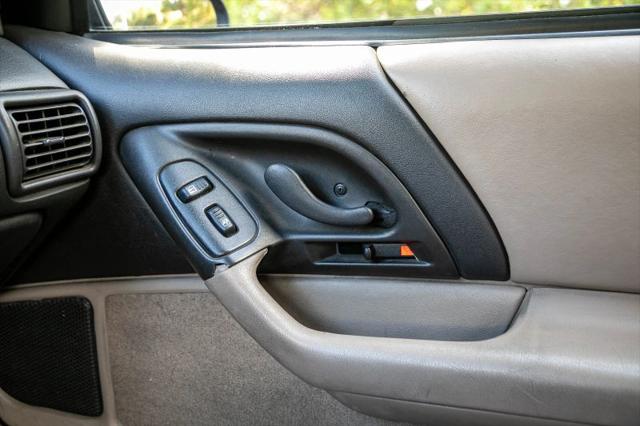 2002 Chevrolet Camaro Z28