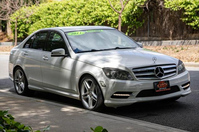 2011 Mercedes-Benz C-CLASS C 300 Luxury