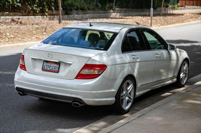 2011 Mercedes-Benz C-CLASS C 300 Luxury
