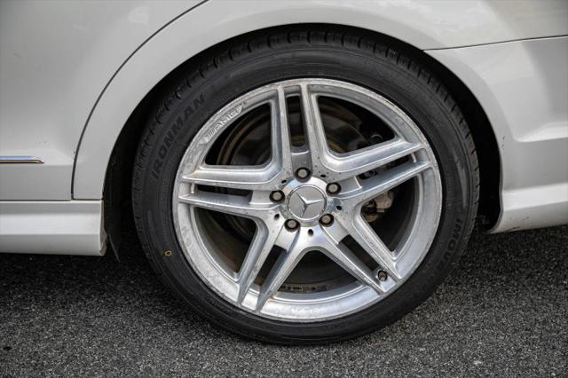 2011 Mercedes-Benz C-CLASS C 300 Luxury
