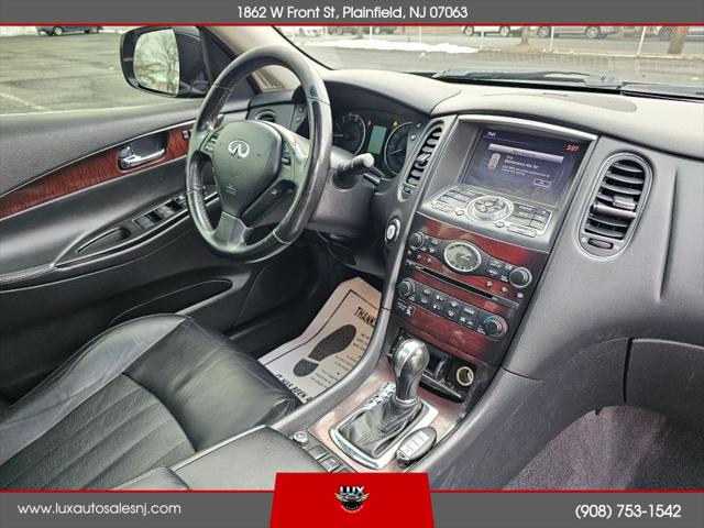 2017 INFINITI QX50 Base