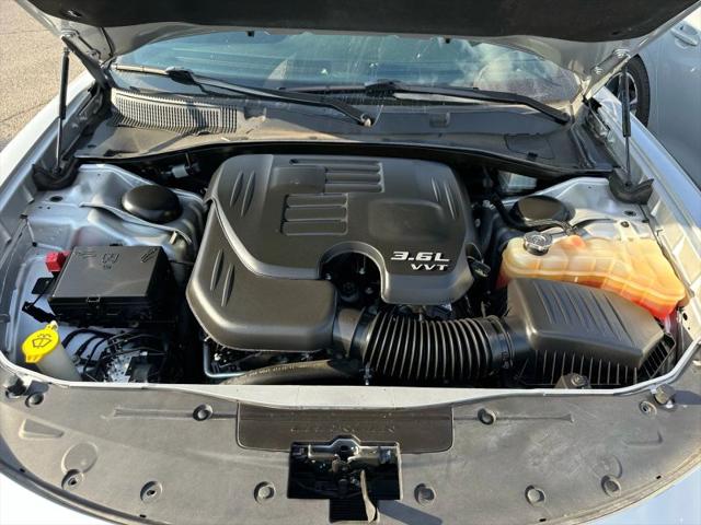 2021 Dodge Charger SXT RWD