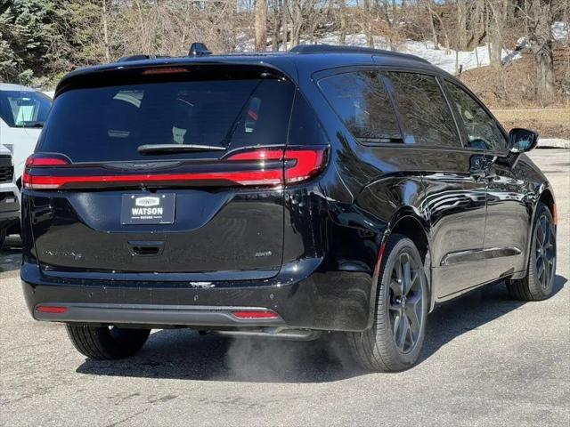 2026 Chrysler Pacifica Select AWD