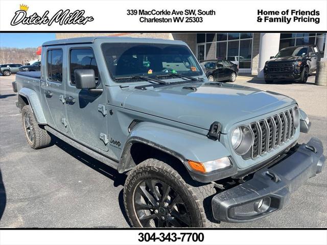 2025 Jeep Gladiator Nighthawk