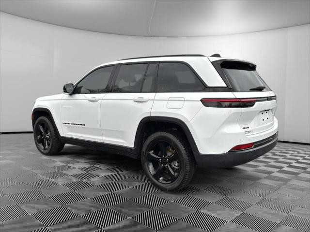 2023 Jeep Grand Cherokee Altitude 4x4 2023 Jeep Grand Cherokee Altitude 4x4
