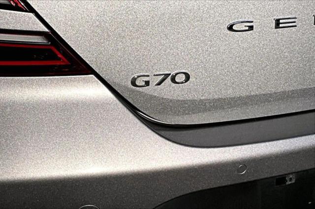 2023 Genesis G70 2.0T RWD