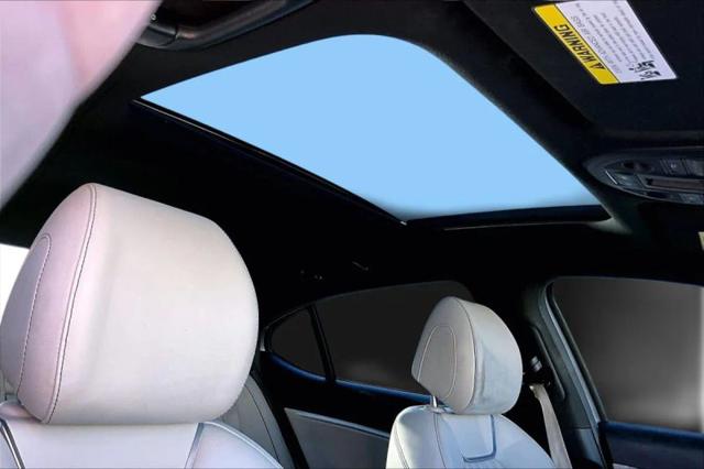 2023 Genesis G70 2.0T RWD