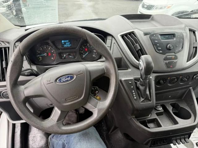 2016 Ford Transit w/60/40 Side Door w/RWB