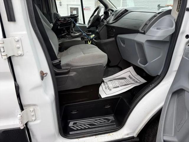 2016 Ford Transit w/60/40 Side Door w/RWB