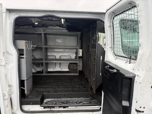2016 Ford Transit w/60/40 Side Door w/RWB