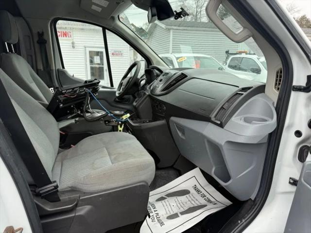 2016 Ford Transit w/60/40 Side Door w/RWB