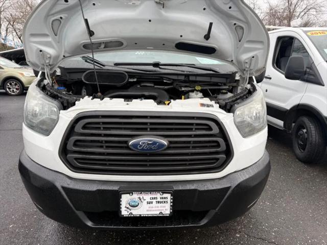 2016 Ford Transit w/60/40 Side Door w/RWB
