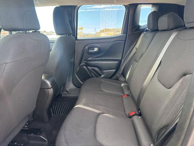 2023 Jeep Renegade Latitude 4x4