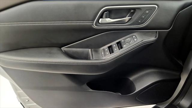 2023 Nissan Rogue Platinum Intelligent AWD