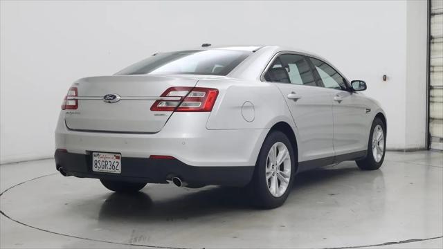 2016 Ford Taurus SEL