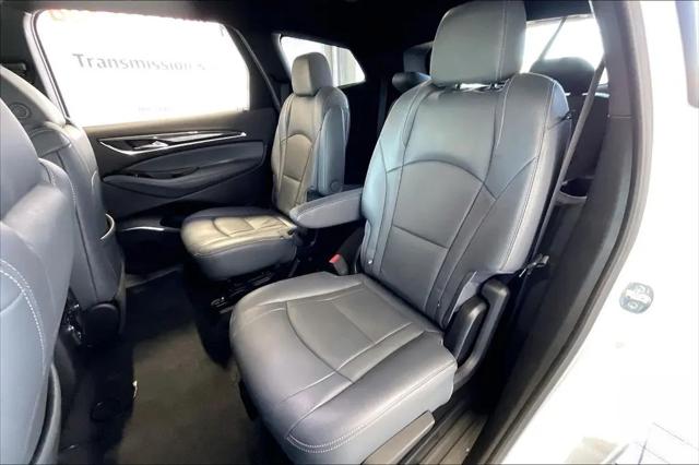 2023 Buick Enclave Essence FWD