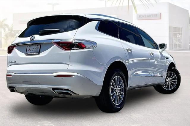 2023 Buick Enclave Essence FWD