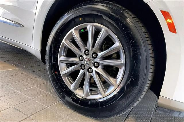 2023 Buick Enclave Essence FWD