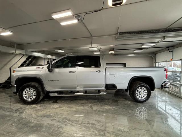 2023 Chevrolet Silverado 3500HD 4WD Crew Cab Long Bed LTZ