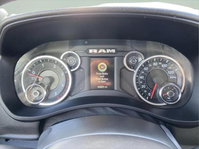 2022 Ram 2500 Big Horn Crew Cab 4x4 8' Box