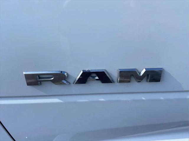 2022 Ram 2500 Big Horn Crew Cab 4x4 8' Box