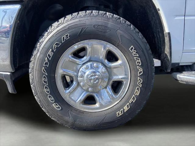 2022 Ram 2500 Big Horn Crew Cab 4x4 8' Box