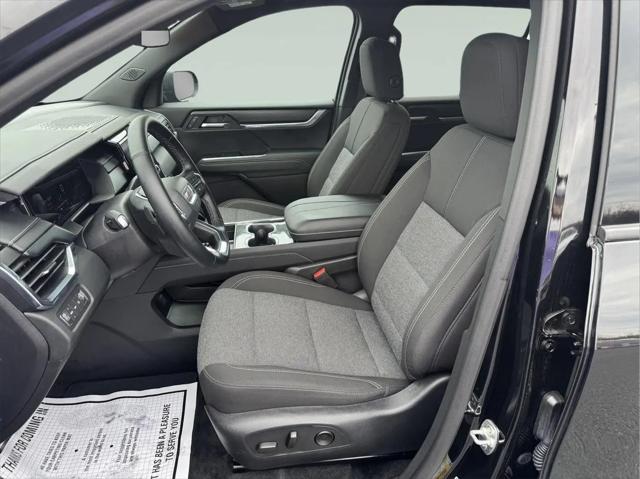 2025 GMC Acadia AWD Elevation