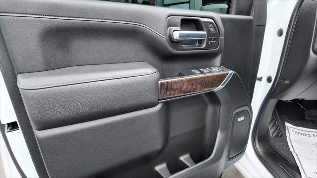 2020 GMC Sierra 2500HD 4WD Crew Cab Standard Bed Denali