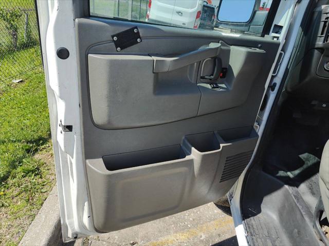 2017 Chevrolet Express Work Van