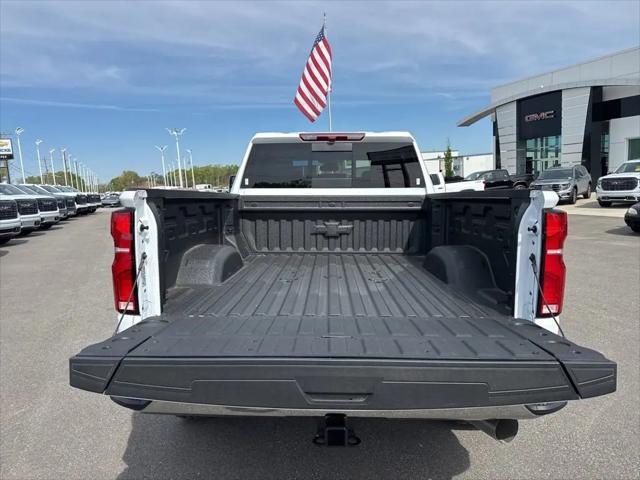 2026 Chevrolet Silverado 2500HD Crew Cab, Standard Bed, LTZ, 4WD
