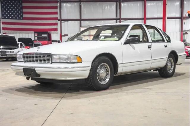 1996 Chevrolet Caprice Classic Base 4dr Sedan for sale in Grand Rapids, MI