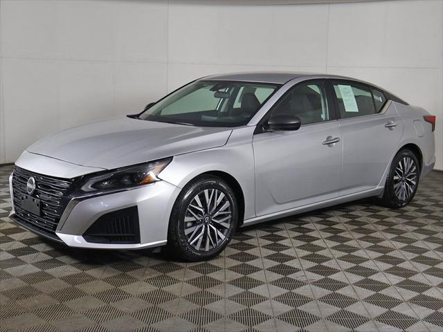 2024 Nissan Altima SV FWD