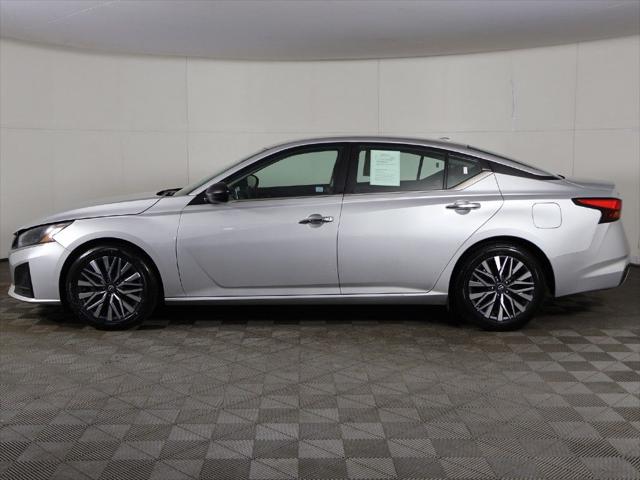 2024 Nissan Altima SV FWD