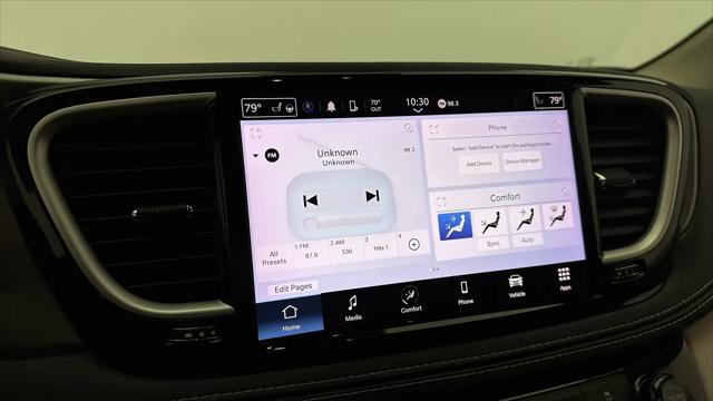 2022 Chrysler Pacifica Hybrid Touring L