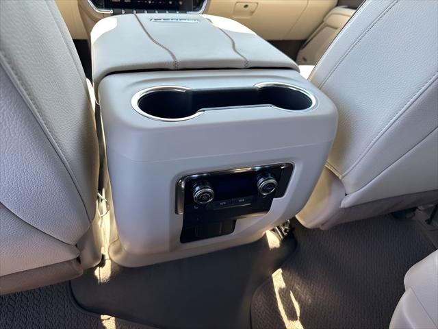 2026 GMC Yukon XL 4WD Denali