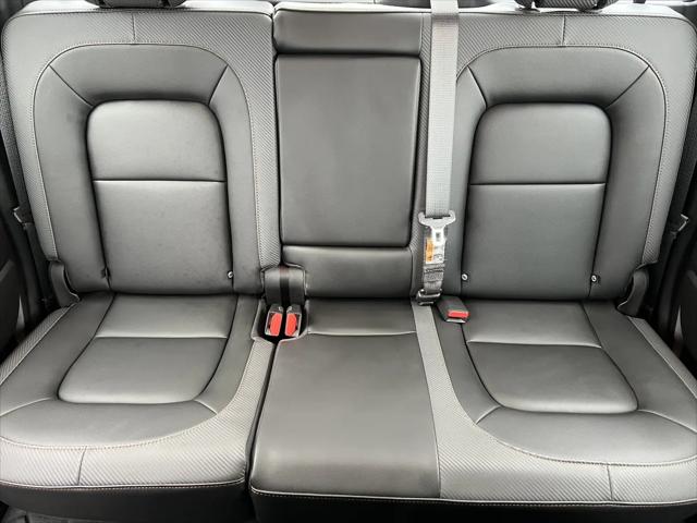 2022 GMC Canyon AT4 w/Leather