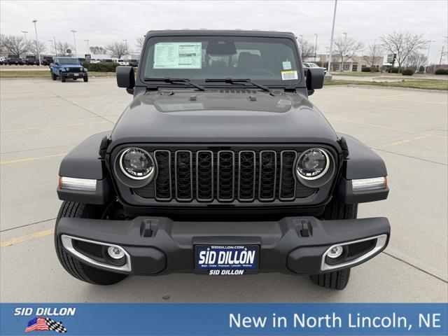 2026 Jeep Gladiator GLADIATOR SAHARA 4X4