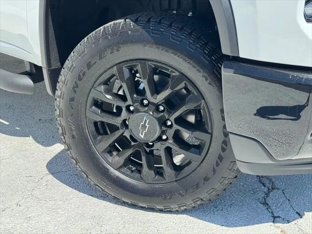 2026 Chevrolet Silverado 2500HD Crew Cab, Standard Bed, LT, 4WD