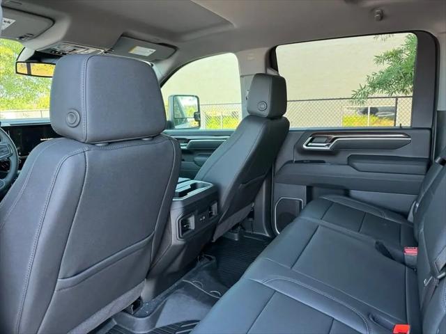 2026 Chevrolet Silverado 2500HD Crew Cab, Standard Bed, LT, 4WD