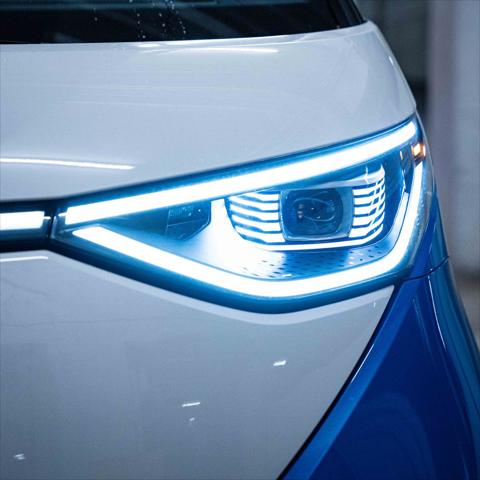 2025 Volkswagen ID. Buzz Pro S Plus with 4MOTION