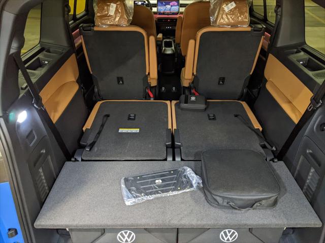 2025 Volkswagen ID. Buzz Pro S Plus with 4MOTION